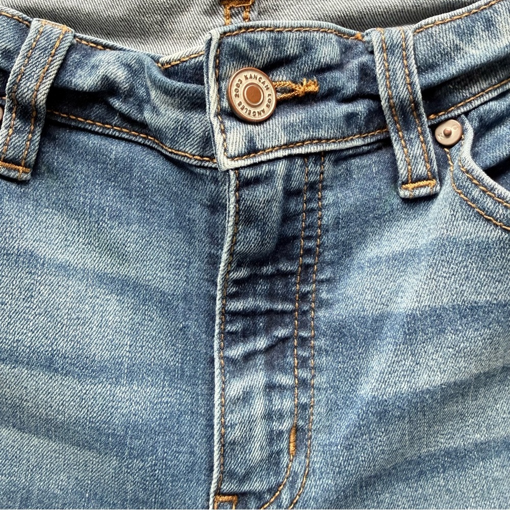Kancan Med/Dk Wash Skinny Raw Hem Distressed Mid-Rise Stretch Woman’s Jean 11 - Picture 11 of 14